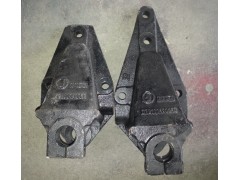 前簧后支架DZ9100520050，DZ9100520051